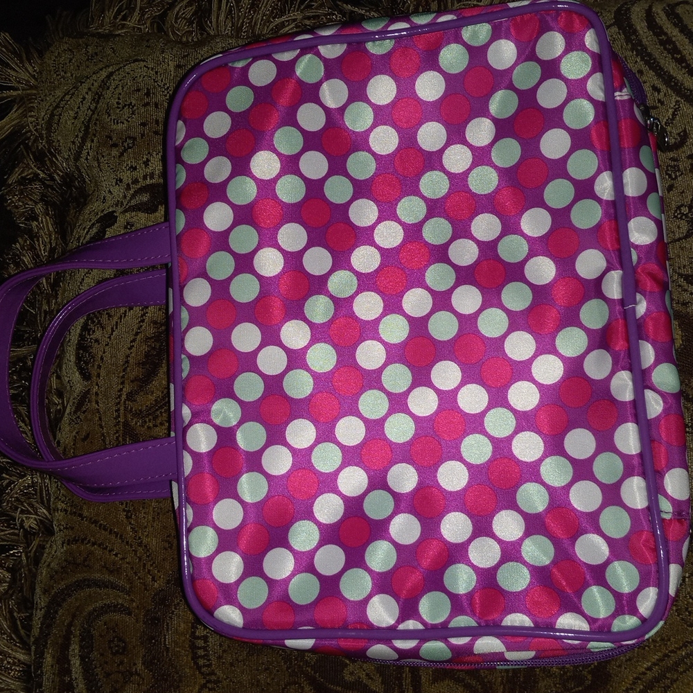 ❤️ FINAL REDUCTION Make-up Bag with Containers